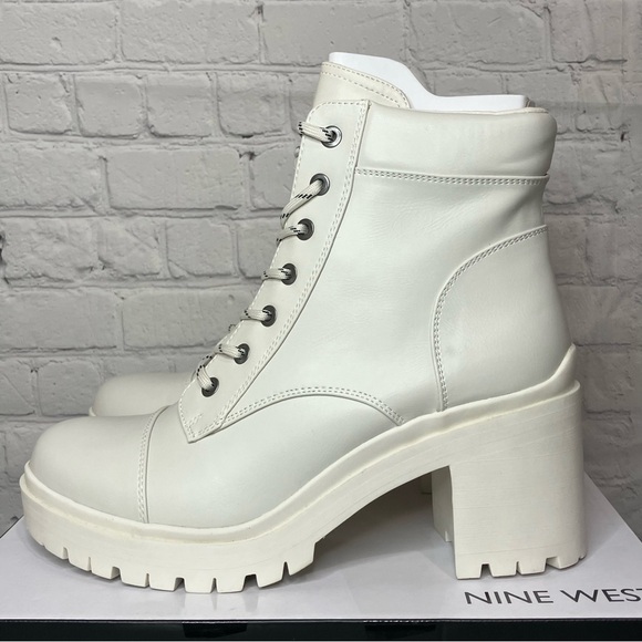 Nine West Shoes - Nine West Women's Quenton Lace-Up Lug Sole Heeled Combat Booties Size 10M